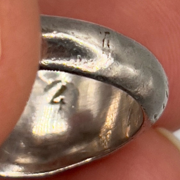 Sterling Silver 925 Vintage Siam Hand Engraved Dome Ring Sz 4 - Picture 2 of 5